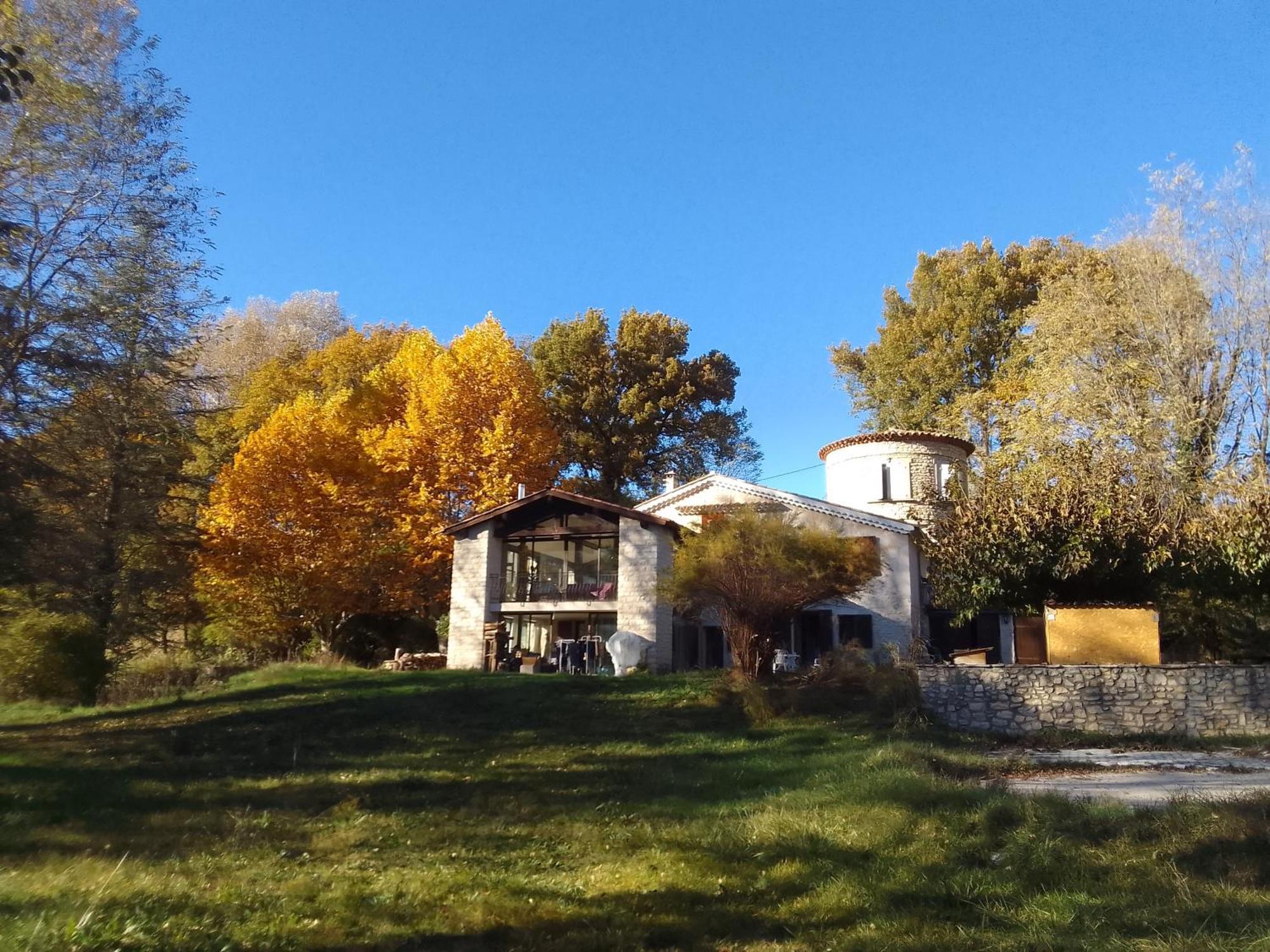 Les Favouilles - Gite & Chambres D Hotes Dauphin Εξωτερικό φωτογραφία
